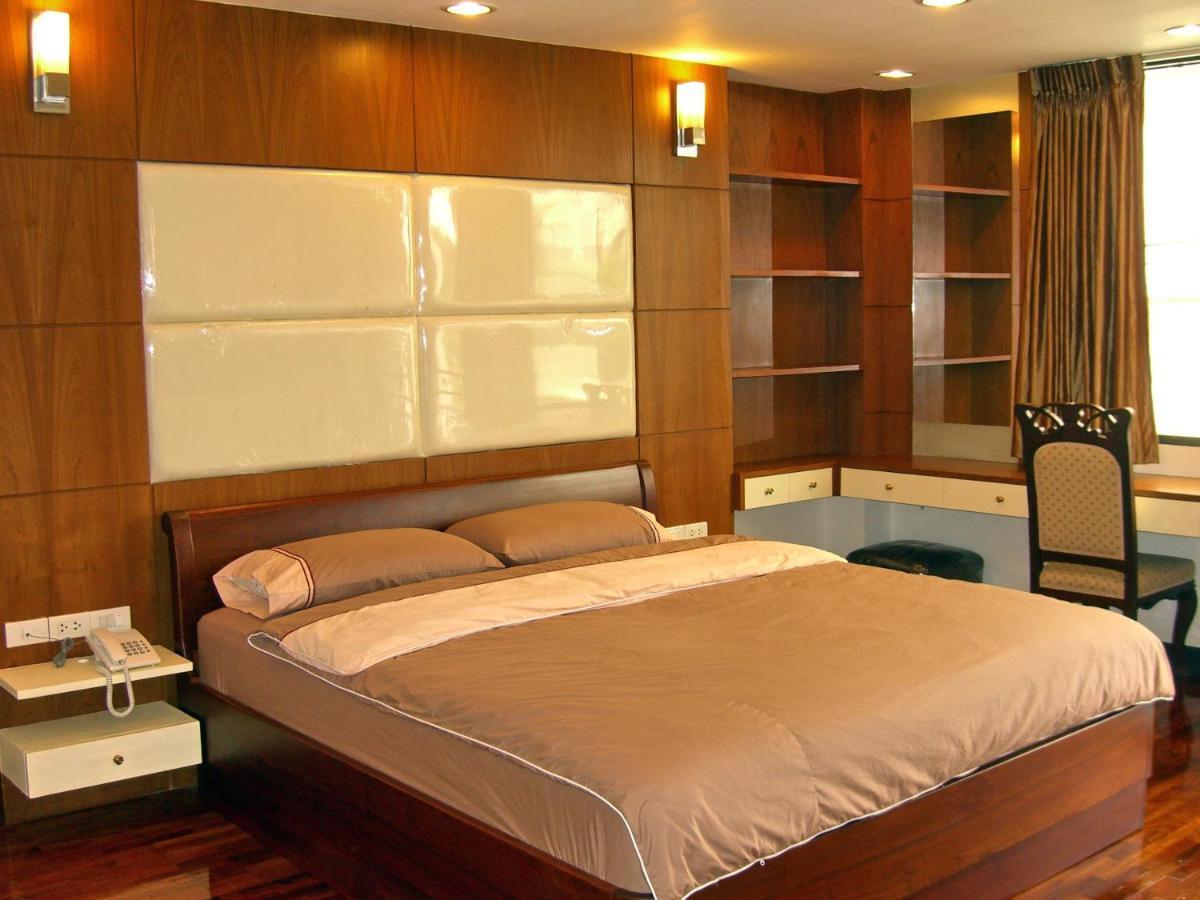 Eight Ville Bangkok Kamer foto